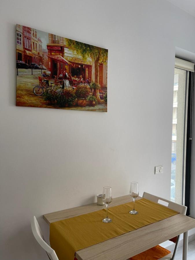 Plaza Luxury Apartment Near Presidential Palace Bucureşti Eksteriør bilde